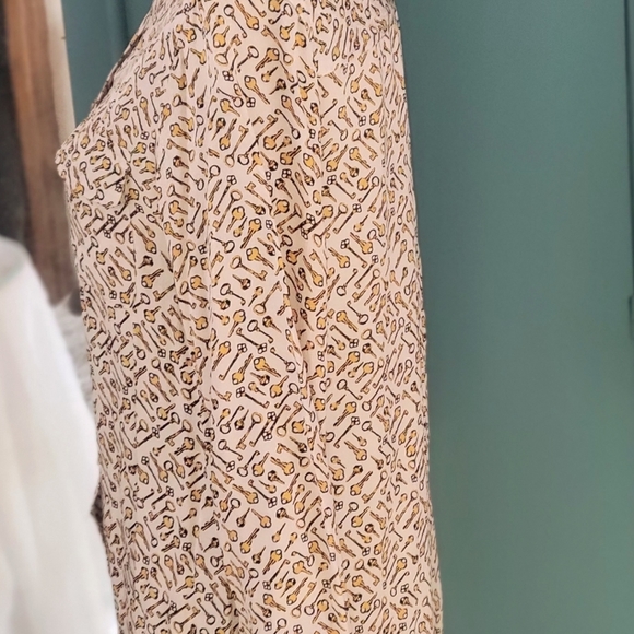 CHICO's key blouse pocket button down womens size 4 (0) - Picture 10 of 11